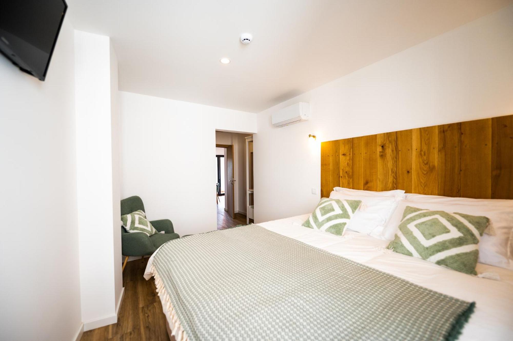Mira D'ouro Apartment Serta